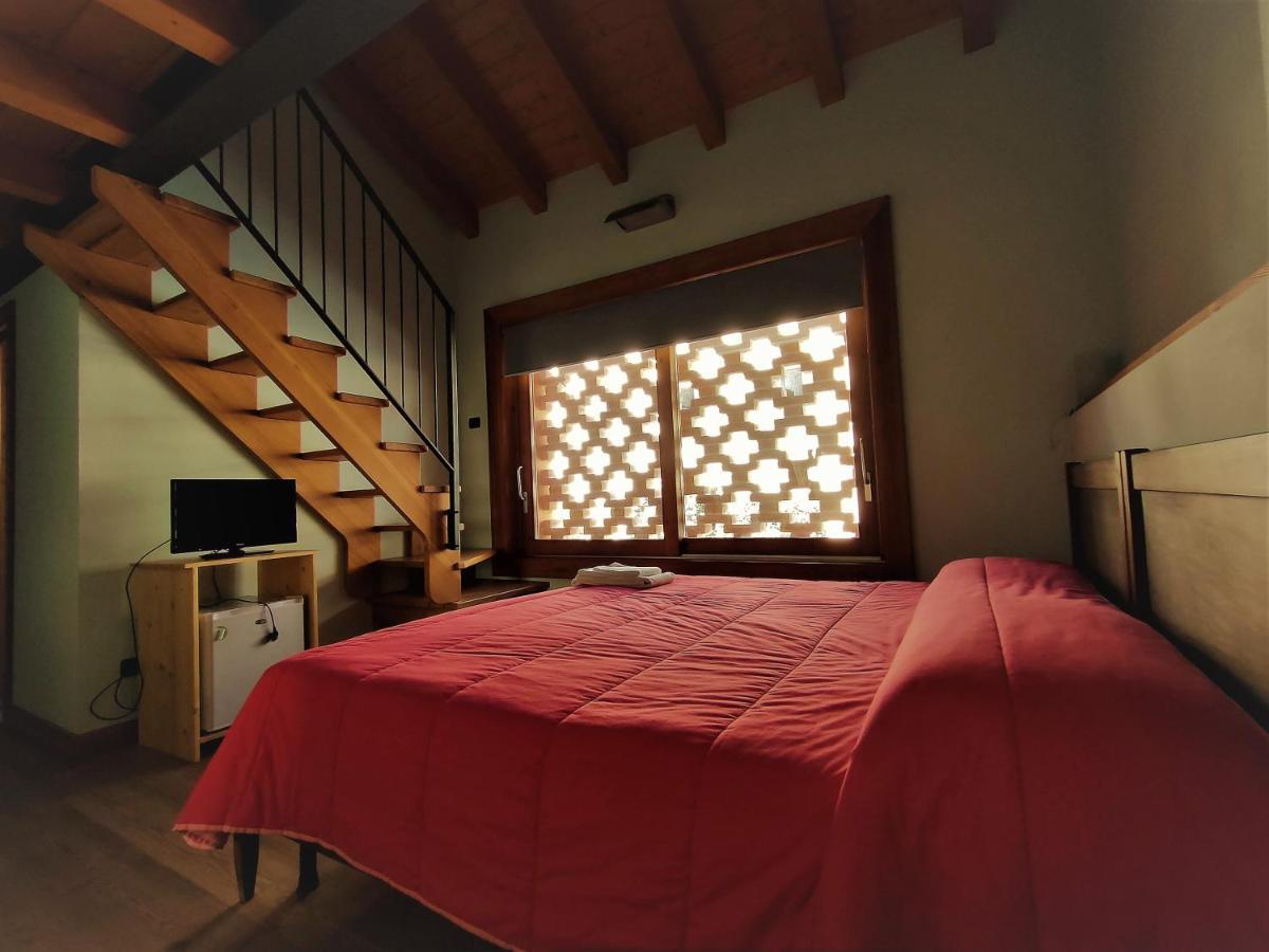 Agriturismo Teresa delle Fragole Vigano Esterno foto